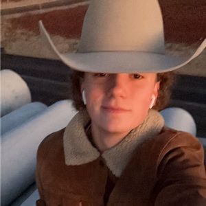 Meet your Posher, Andrew